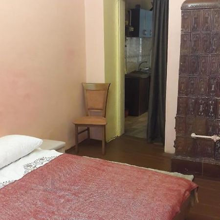 Apartment Pylnykarska 8А Лвив Екстериор снимка