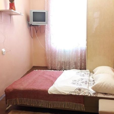 Apartment Pylnykarska 8А Лвив Екстериор снимка